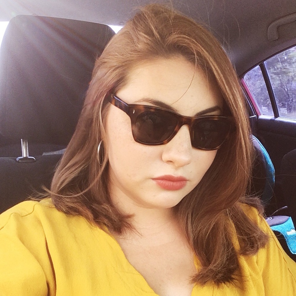 Meet your Posher, Anissa